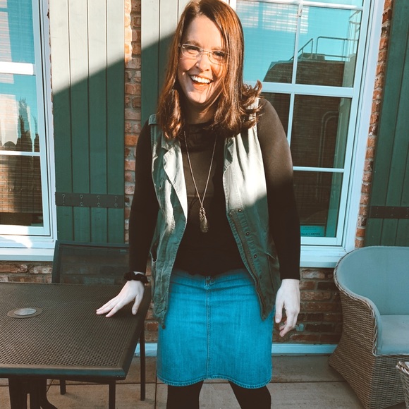 Meet the Posher - Picture 8 of 8